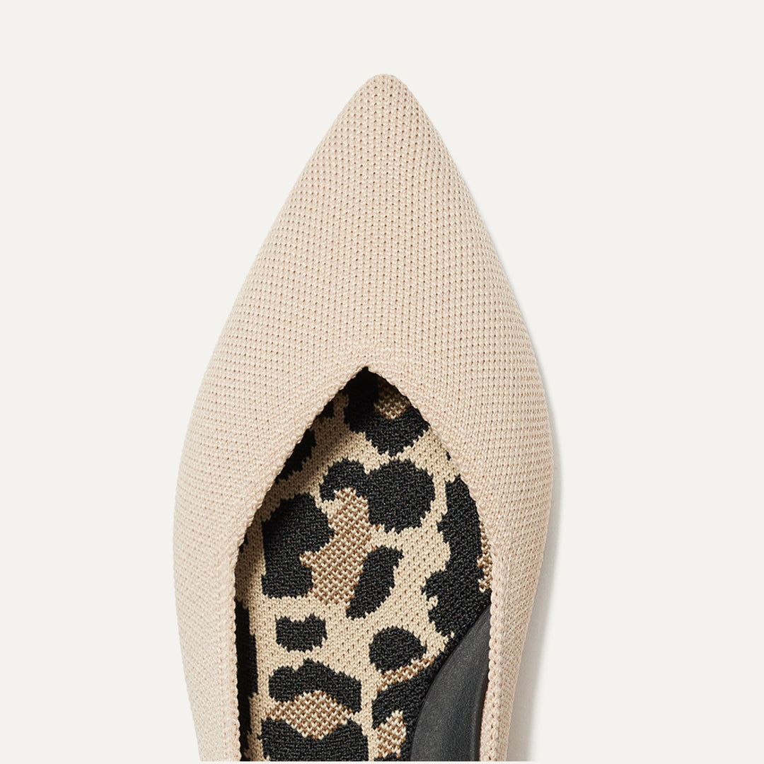 Close up of the toe and vamp of The Point II.